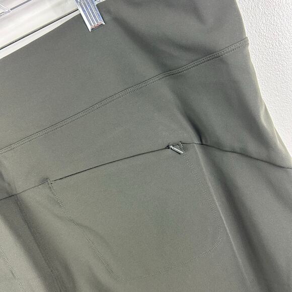 NEW Athleta Headlands Hybrid Cargo II Tight Leggings Army Green Plus Size 26 - Picture 8 of 11